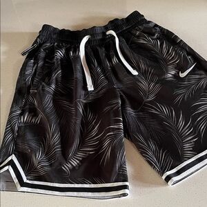 Nike Dri-FIT Palm Leaf Shorts Size Small Oversize Baggy